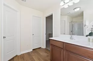 521 Bailer Dr, Crowley, TX 76036 - Photo 28