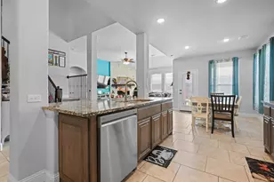 1112 Bear Oak Dr, Burleson, TX 76028 - Photo 6