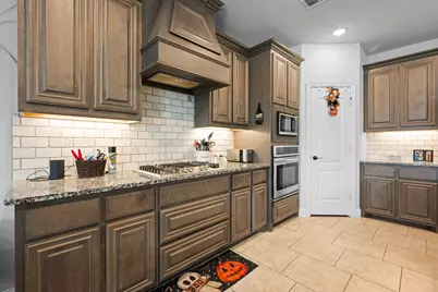 1112 Bear Oak Drive, Burleson, TX 76028 - Photo 4