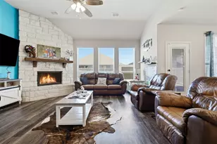 1112 Bear Oak Dr, Burleson, TX 76028 - Photo 10
