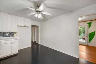 1405 Briarwood Blvd, Arlington, TX 76013 - Photo 10