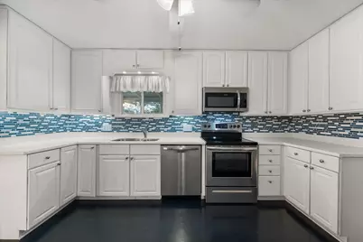 1405 Briarwood Boulevard, Arlington, TX 76013 - Photo 10