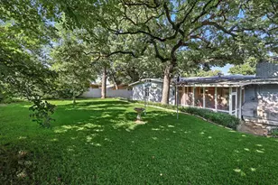 1405 Briarwood Blvd, Arlington, TX 76013 - Photo 22
