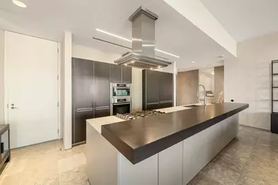 1717 Arts Plaza #2202, Dallas, TX 75201 - Photo 4