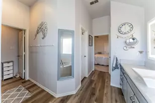 11621 Willow Springs Rd, Fort Worth, TX 76052 - Photo 12