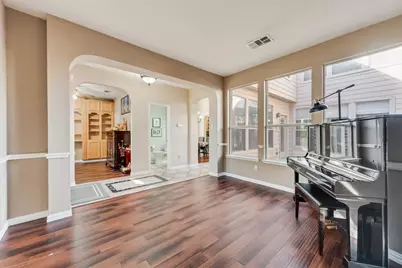 5404 Worley Drive N, The Colony, TX 75056 - Photo 6