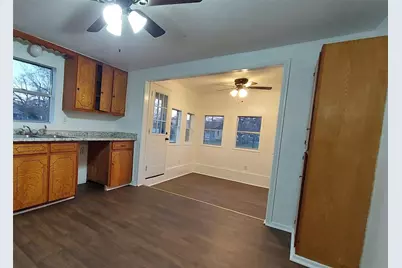 606 W Washington Avenue, Whitney, TX 76692 - Photo 6