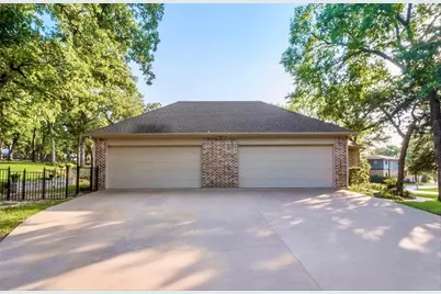 1125 Kiowa Drive E, Lake Kiowa, TX 76240 - Photo 22