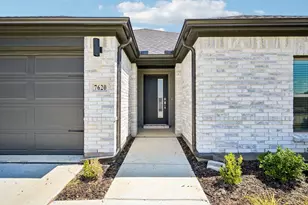 7620 Kingfisher Rd, Aubrey, TX 76227 - Photo 4