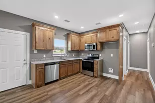 506 SW 15th St, Mineral Wells, TX 76067 - Photo 8