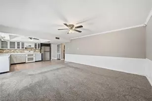 1525 Carnation Dr, Lewisville, TX 75067 - Photo 6