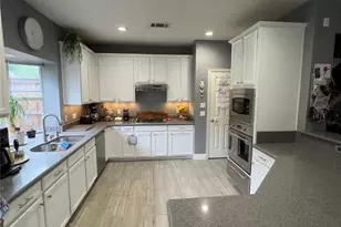 413 Ridge Meade Dr, Lewisville, TX 75067 - Photo 10