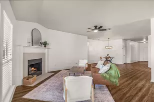 1156 Mustang Ridge Dr, Fort Worth, TX 76052 - Photo 14