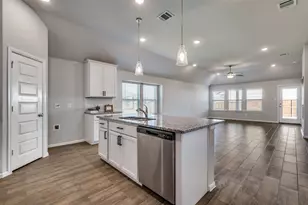 1419 Vinewood St, Celina, TX 75009 - Photo 8