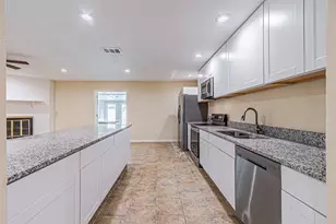 9908 Pilot Point St, Fort Worth, TX 76108 - Photo 4