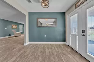 5729 County Rd 402, Grandview, TX 76050 - Photo 20