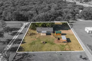 5729 County Rd 402, Grandview, TX 76050 - Photo 36