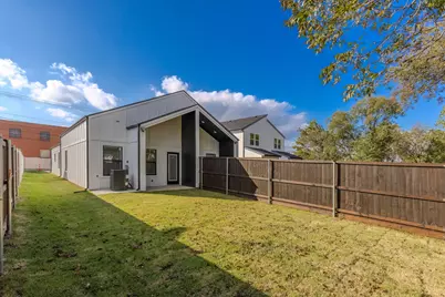 2111 Wright Street #B, Greenville, TX 75401 - Photo 24