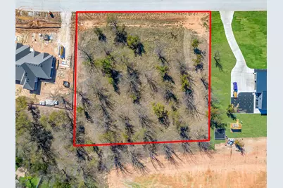 1148 E Landings N, Granbury, TX 76049 - Photo 16