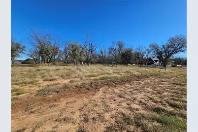 1148 E Landings N, Granbury, TX 76049 - Photo 20