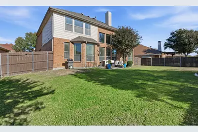 2537 Clearlake Drive, Grand Prairie, TX 75054 - Photo 32