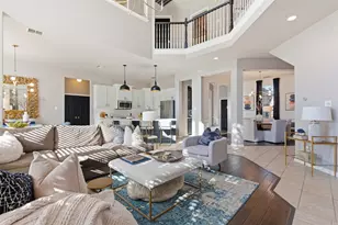 2537 Clearlake Dr, Grand Prairie, TX 75054 - Photo 4