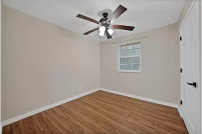 824 E Prairie View Road, Crowley, TX 76036 - Photo 18