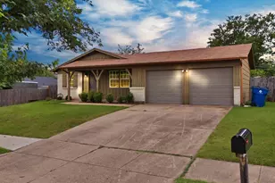 824 E Prairie View Rd, Crowley, TX 76036 - Photo 1