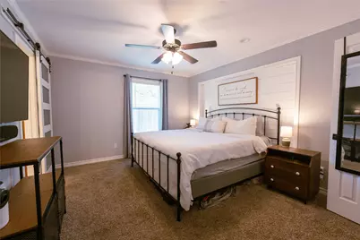 402 W 6th Street, Justin, TX 76247 - Photo 10