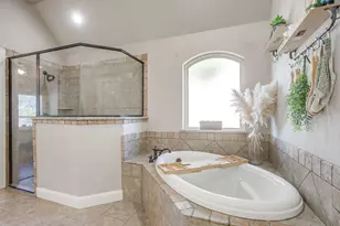 11008 Owl Creek Dr, Fort Worth, TX 76179 - Photo 20