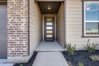 2700 Goldfinch Drive, Denton, TX 76205 - Photo 2