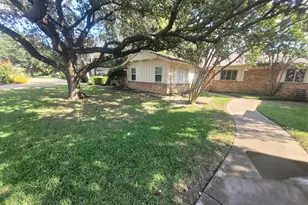 7708 Village Trail Dr, Dallas, TX 75254 - Photo 1