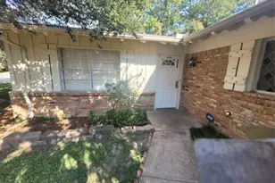 7708 Village Trail Dr, Dallas, TX 75254 - Photo 2