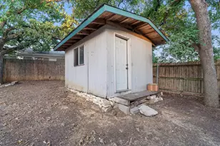 345 Somerset, Bedford, TX 76022 - Photo 28