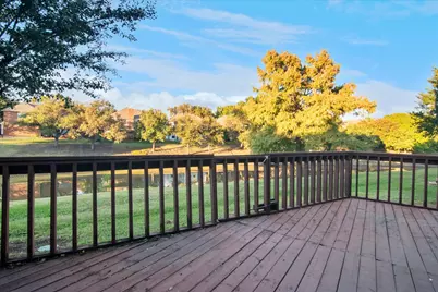 211 Cimarron Trail #4, Irving, TX 75063 - Photo 28