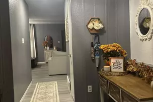 6320 Rebecca Ln, Watauga, TX 76148 - Photo 4