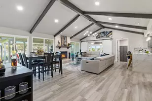 4017 Fairway Dr, Granbury, TX 76049 - Photo 6