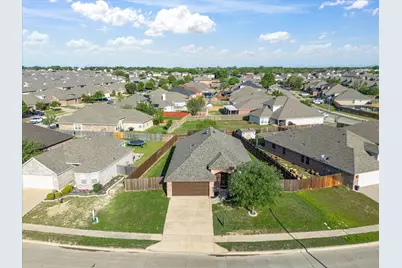 6813 Falconer Way, Fort Worth, TX 76179 - Photo 14