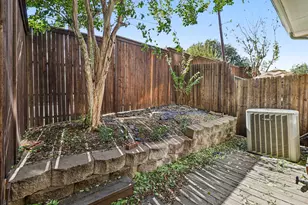 3828 Vienna St, Irving, TX 75038 - Photo 22