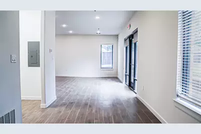 201 E 5th Street #111, Ferris, TX 75125 - Photo 10