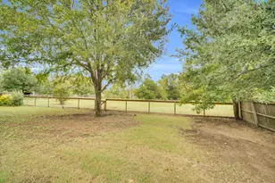 606 Buckboard St, Ovilla, TX 75154 - Photo 4