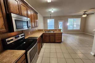 130 Del Rio Ave, Benbrook, TX 76126 - Photo 8