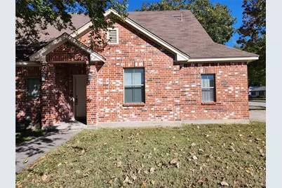 130 Del Rio Avenue #A, Benbrook, TX 76126 - Photo 2