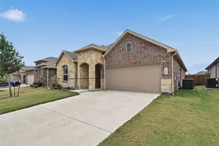 7029 Black Ash Ln, McKinney, TX 75071 - Photo 2