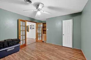 418 Hillside Dr, Gainesville, TX 76240 - Photo 24