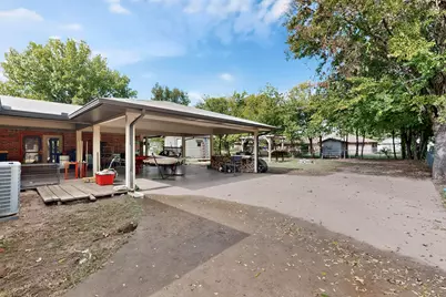 418 Hillside Drive, Gainesville, TX 76240 - Photo 34