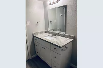 327 3rd Street #103, Grand Prairie, TX 75051 - Photo 16