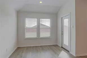 6517 Waterfall Ln, Princeton, TX 75407 - Photo 10