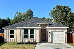 4247 Gladewater Rd, Dallas, TX 75216 - Photo 1