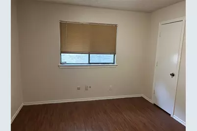 5513 Hidalgo Court, Garland, TX 75043 - Photo 10